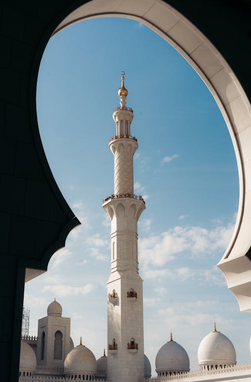 Sheikh Zayed Grand Mosque in Abu Dabi