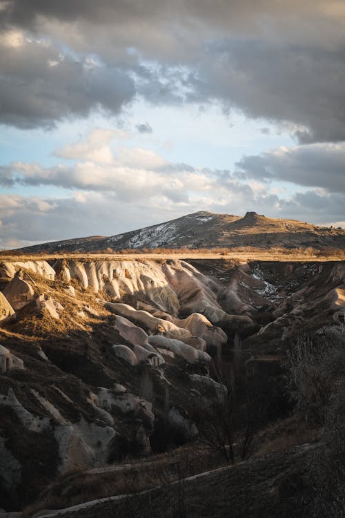 Fotobanka s bezplatnými fotkami na tému cappadocia, hory, jaskyne