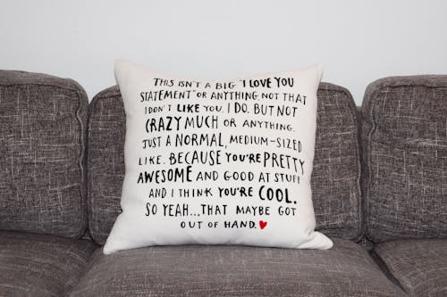 Free A cushion with a quote on it Stock Photo