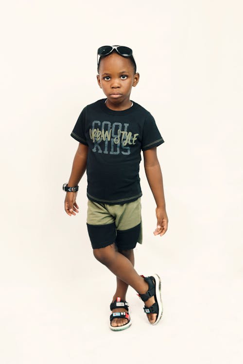 Fotobanka s bezplatnými fotkami na tému afroamerické dieťa, chlapec, detské oblečenie