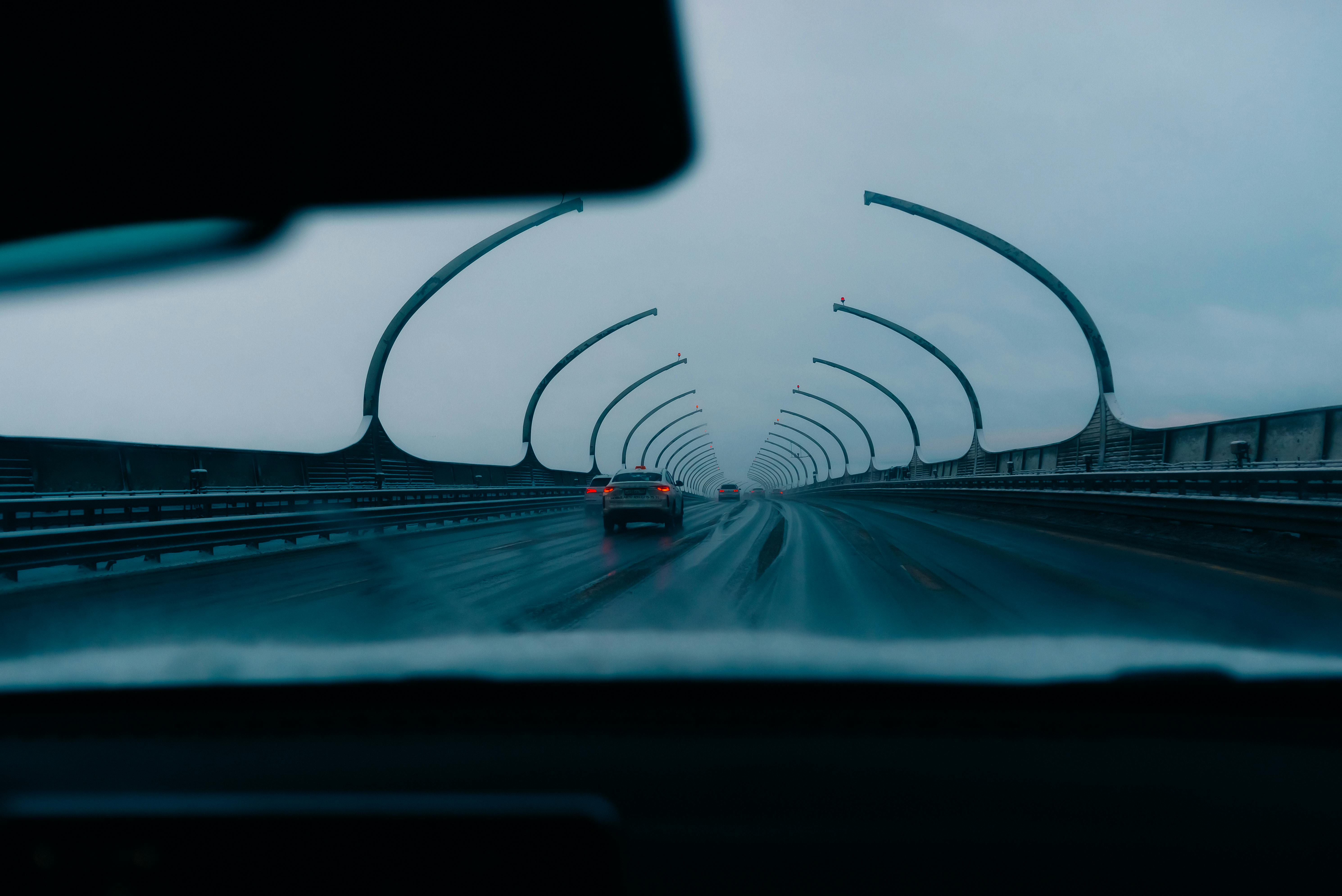 Water repellent car windshield - Stock Photo [73218752] - PIXTA