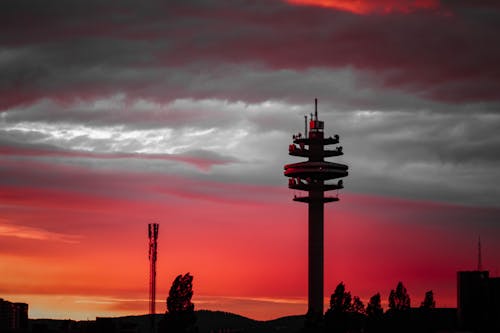 Fotos de stock gratuitas de Austria, cielo Rojo, paisaje urbano