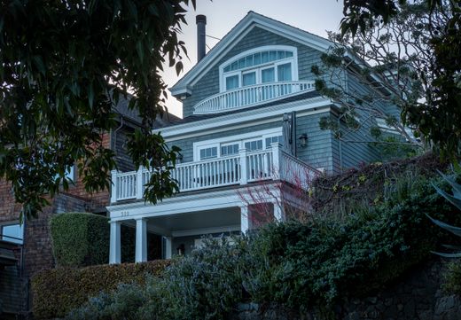 Your Second Storey Is Shaped by Windows You Cannot See