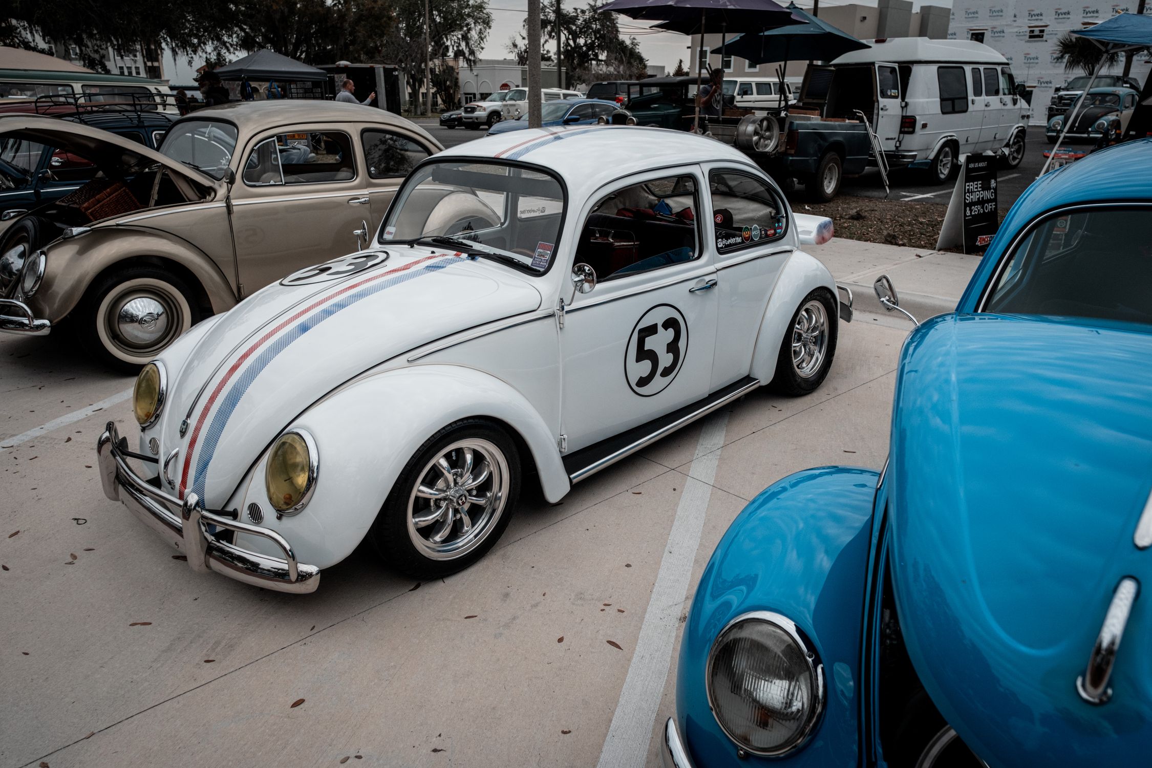 R601 Vw Racing White Volkswagen Type 1 Racing Version on VW Car Show · Free Stock Photo
