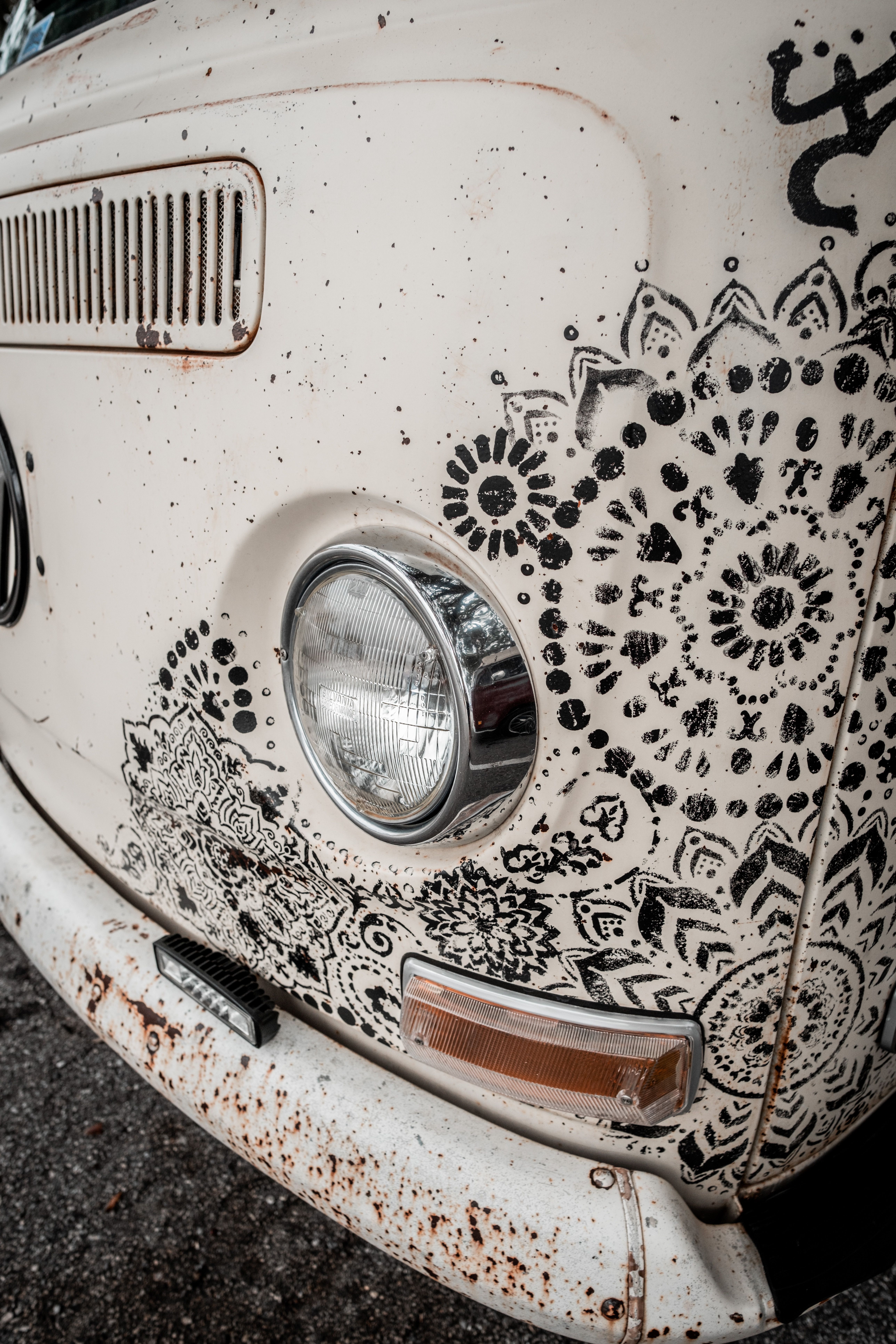 White Rusty Volkswagen Type 2 Decorated with a Floral Pattern · Free ...