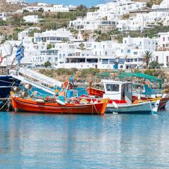 Leros: Fishermen strike and tie up boats in Lakki port