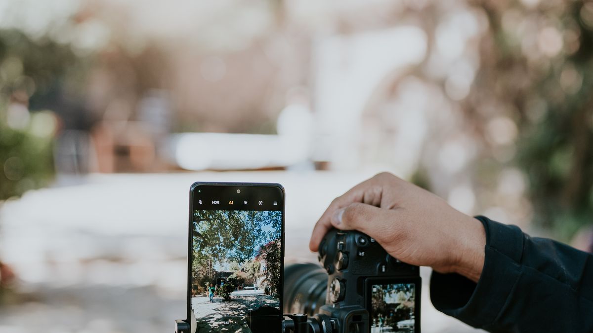 Filmer en 4K HDR pour TikTok, YouTube Shorts et Reels : faut-il encore une caméra d’action en 2026 ou un simple smartphon - illustration