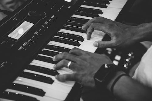 琴鍵, 音樂家, 音符 的 免费素材图片