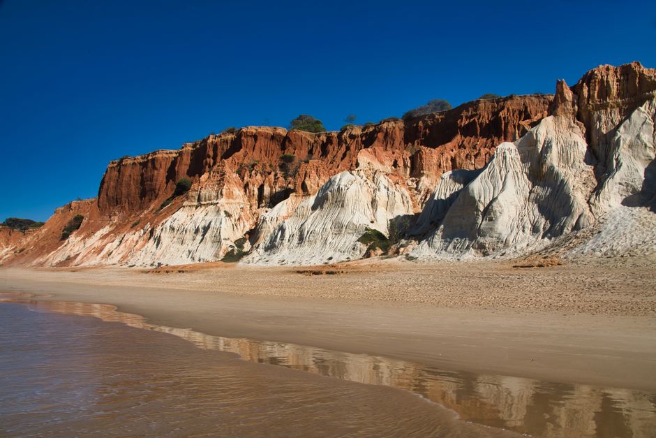 Algarve Portugal's Stunning Coastline Algarve Portugal's Stunning Coastline