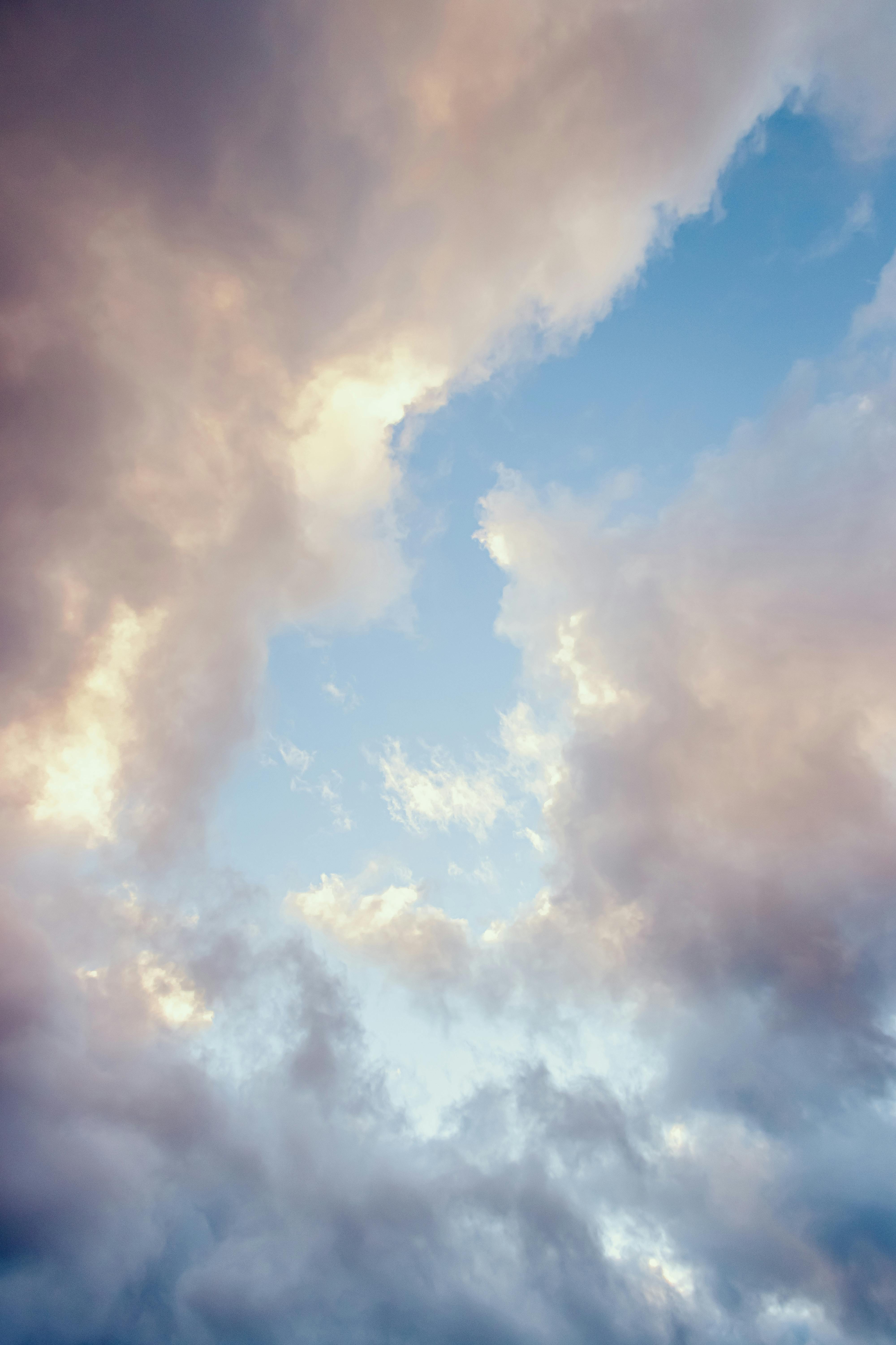 White Clouds Covering the Sunlight · Free Stock Photo