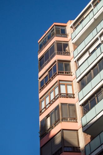 fachada moderna de edificio residencial