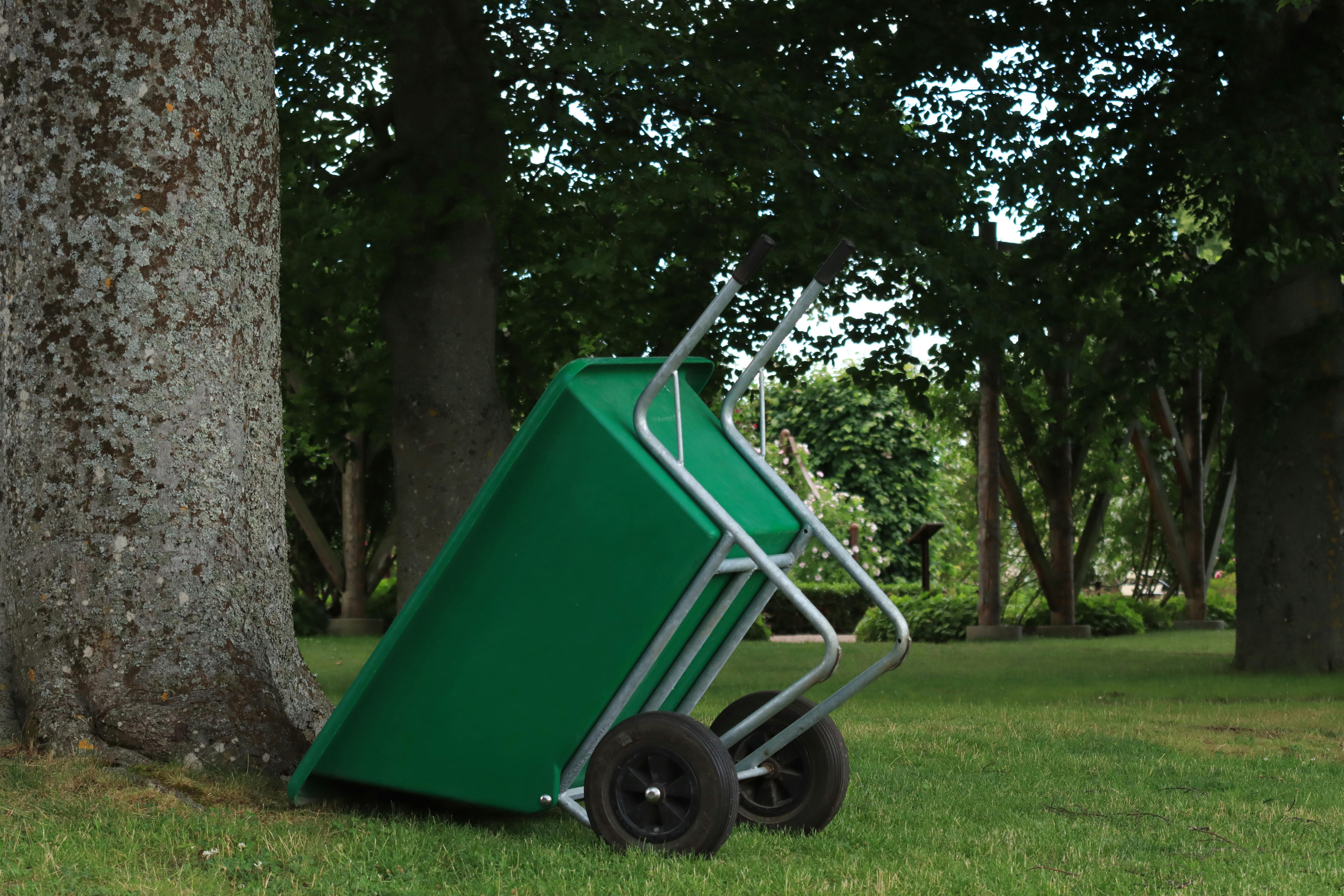 Best Wheelbarrows 2026: Steel, Poly & Two-Wheeled Picks