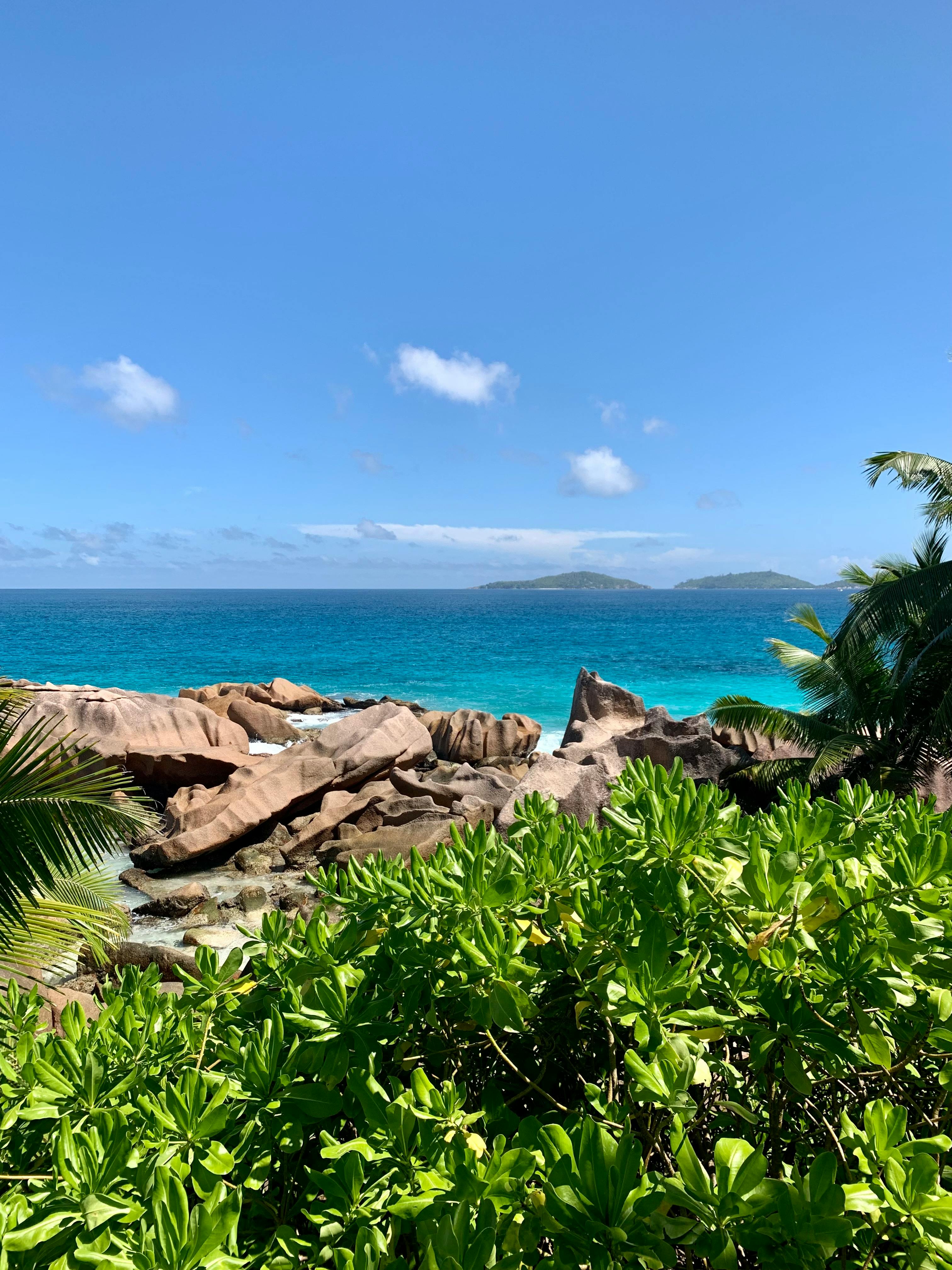 Praslin Gateaway - Image 3