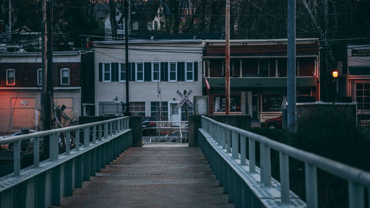 Pittsburgh, PA Restaurant Freebies Near Me: Where to Find Legit Deals