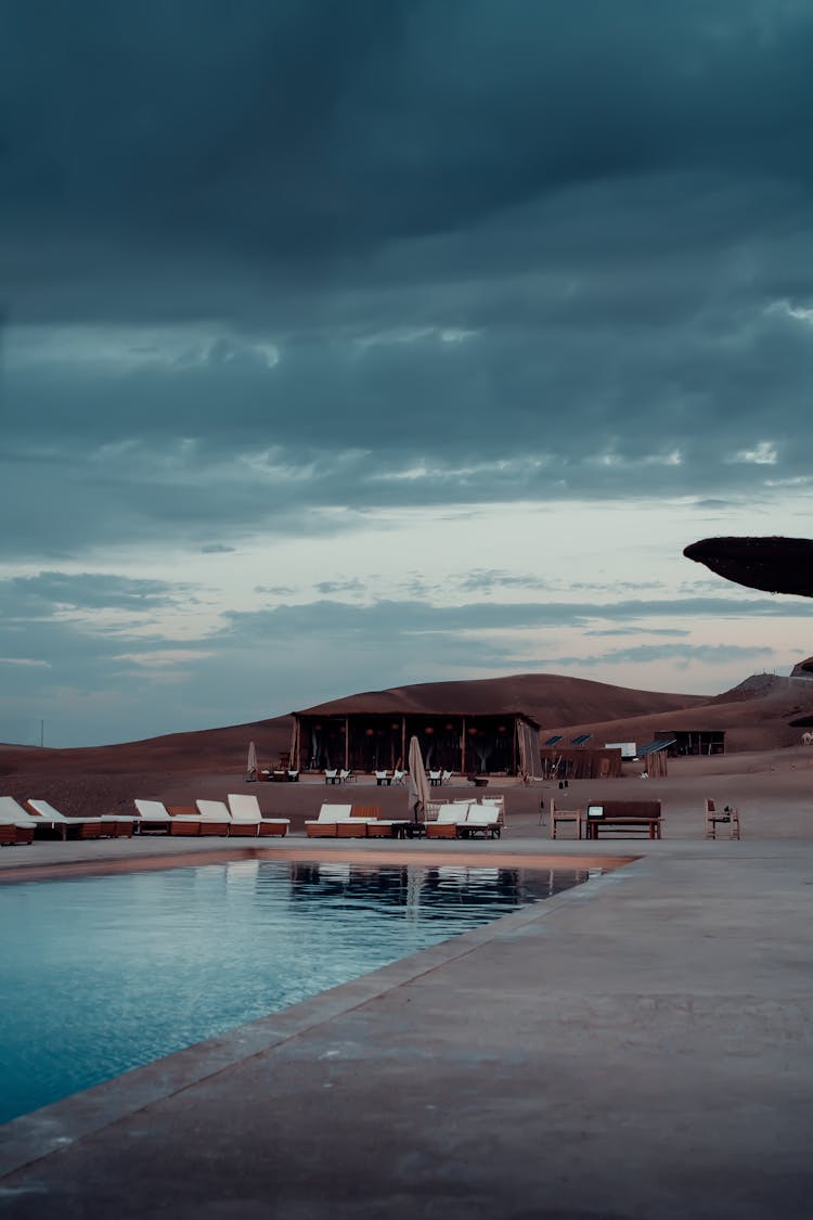 Oasis In The Sahara: A Refreshing Retreat