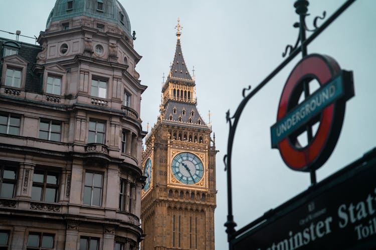 Big Ben Tower Under Blue Sky