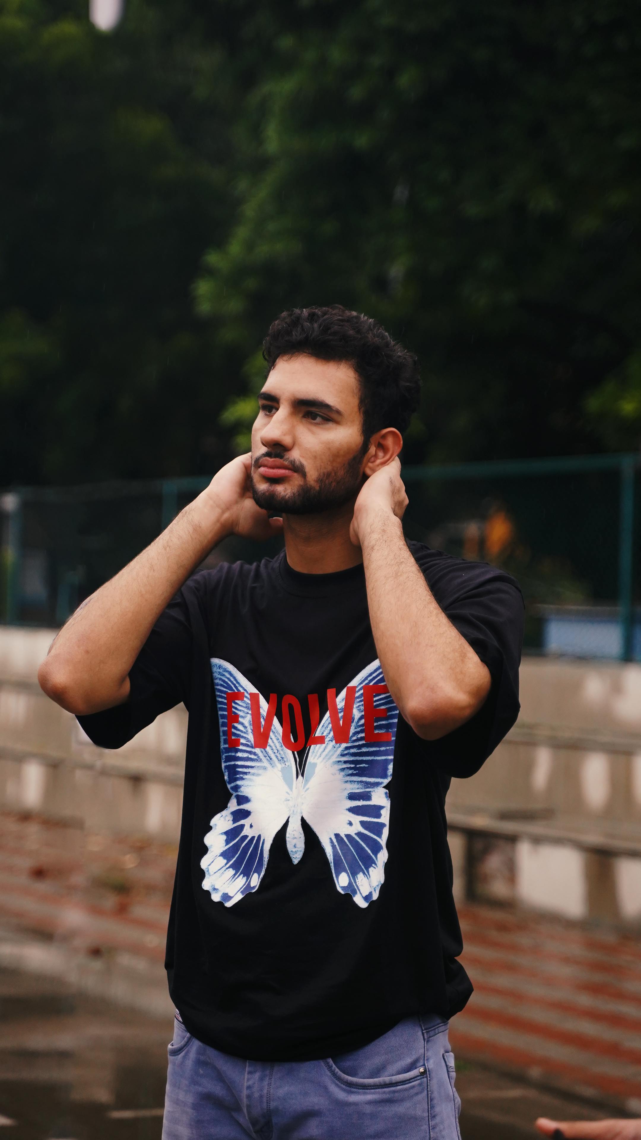 Miễn phí Ảnh lưu trữ miễn phí về ánh sáng ban ngày, ánh sáng tự nhiên, Áo thun đen Ảnh lưu trữ