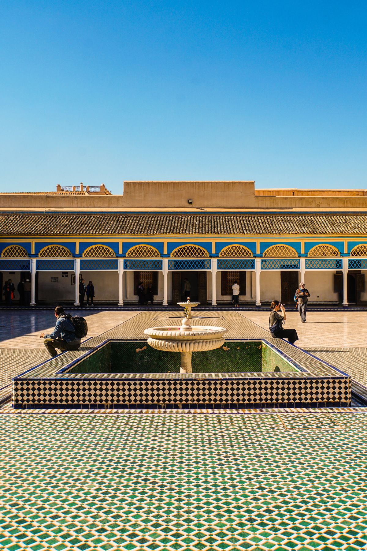 Marrakech - curtea cu fântână a Palatului Bahia din Kasbah