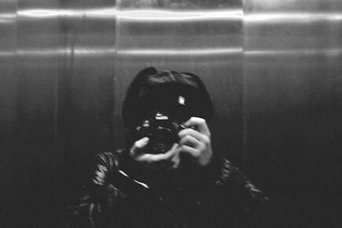 Foto profissional grátis de borrão, câmera, elevador