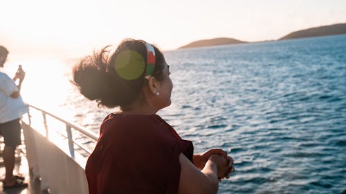 deniz, gemi, gün batımı içeren Ücretsiz stok fotoğraf