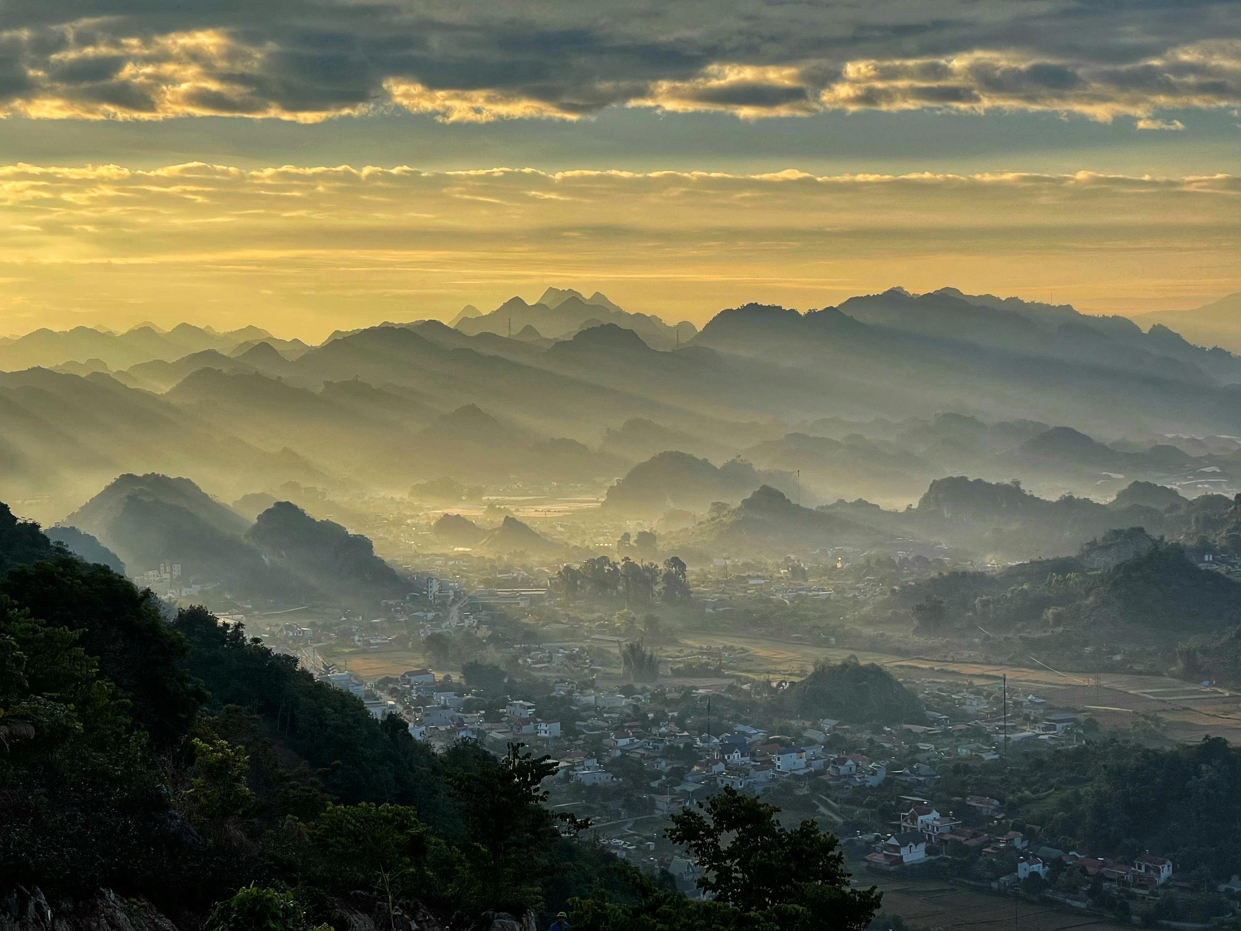 1. Thursday Mornings: A Peaceful Start to the Day