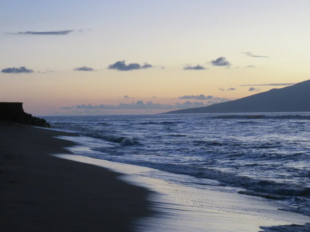 Sun setting over the ocean at Kaanapali Beach on West Maui