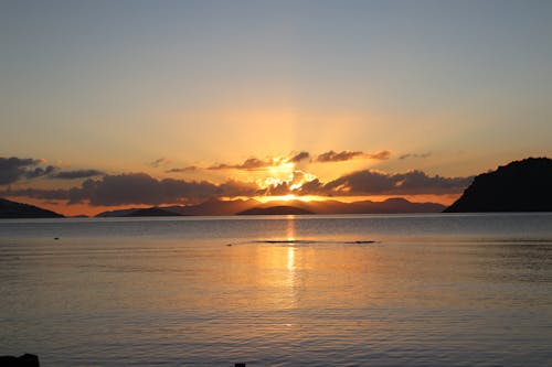 Kostenloses Stock Foto zu aussicht, bucht, hinterleuchtet