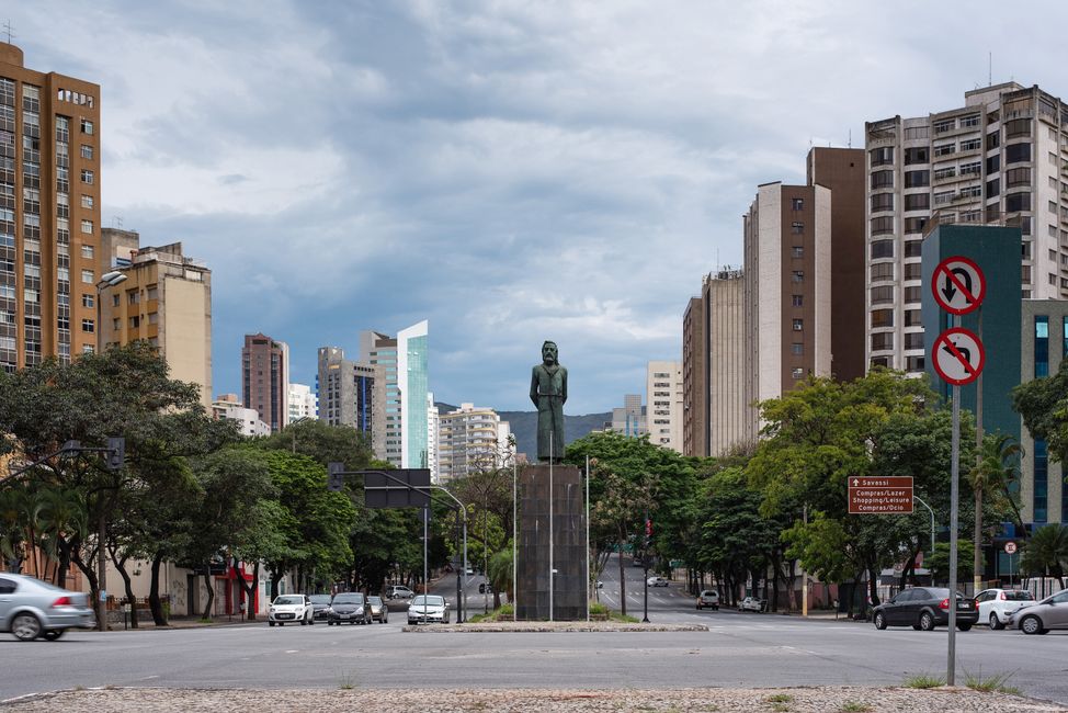 Vagas de emprego Belo Horizonte: oportunidades e setores em