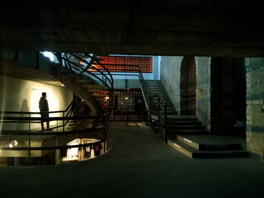Galerie d'art contemporain Espacio Simétrico - Artistes locaux