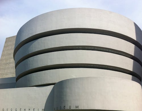 Безкоштовне стокове фото на тему «бетон, Будівля, зовнішнє оформлення будівлі»