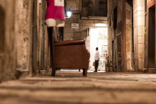 Foto profissional grátis de borrado, cadeira, rua