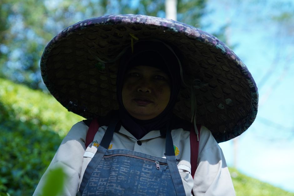 Employee Hat Dress Code Rights in Texas 2026: Legal Guide for Sun Protection