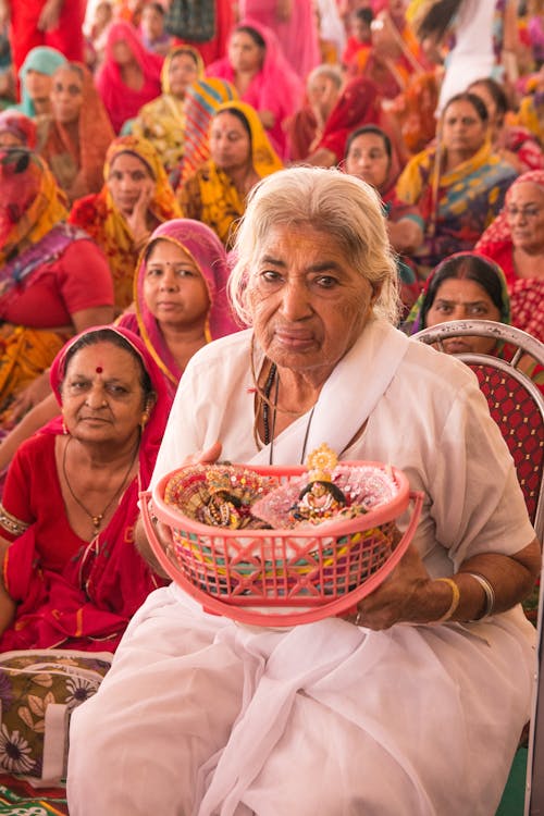 Foto profissional grátis de aarti, acontecimento, admiração