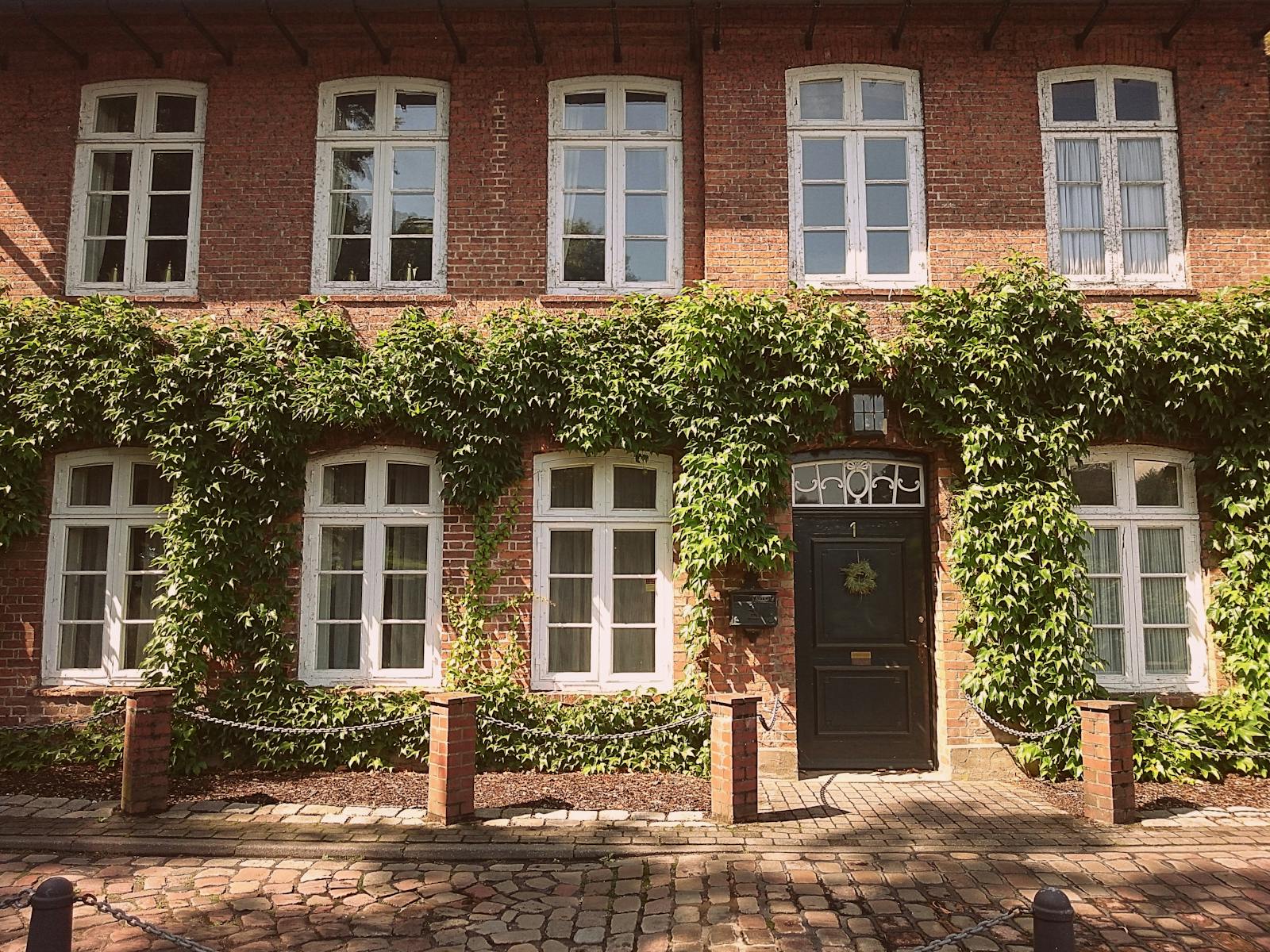 Ahrensburg Photos, Download The BEST Free Ahrensburg Stock Photos & HD Images