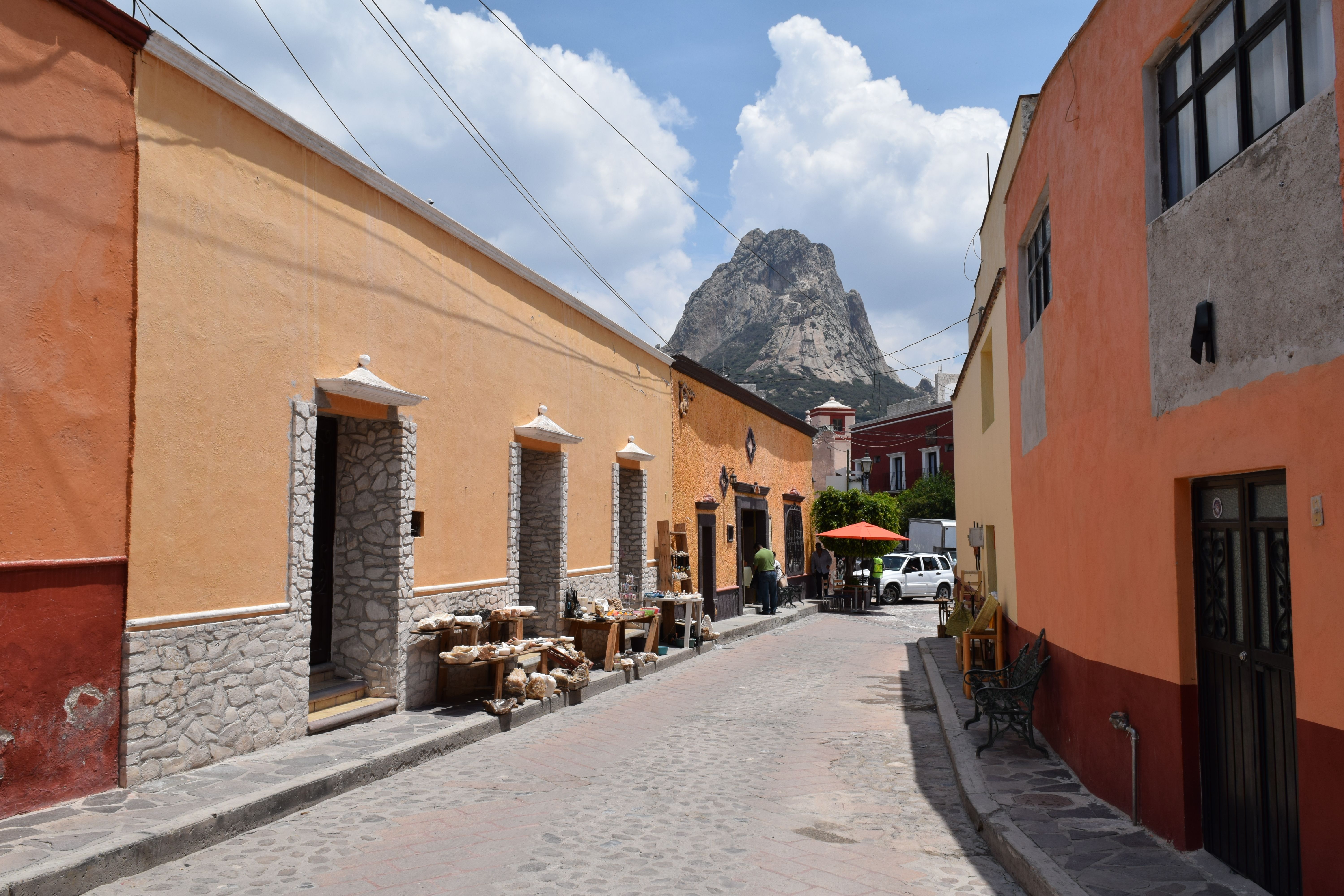 Scène de rue, à l’image du quotidien à queretaro.