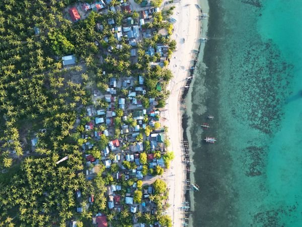Return Flights to Philippines from London Starting from £397