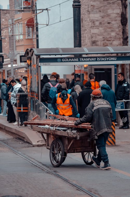 People near Gulhane Tram Stop