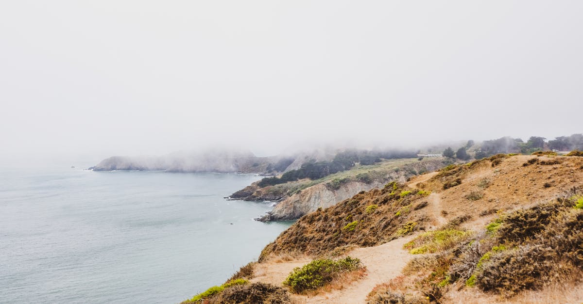 Randonnée en Bretagne: Les Sentiers Incontournables