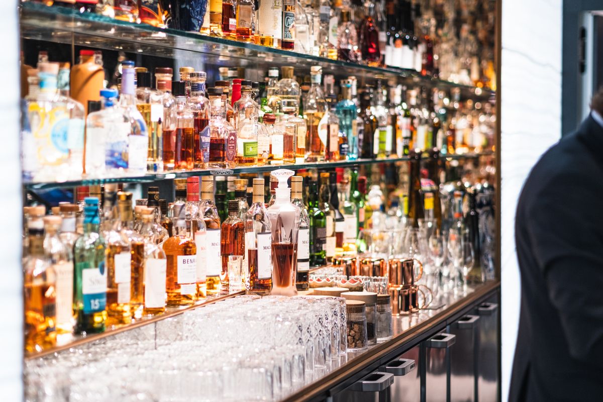 tendance bar Paris - Rooftops et bars avec vue : l’ascension irrésistible des hauteurs