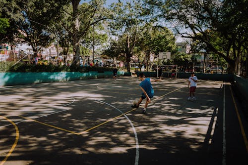 Fotobanka s bezplatnými fotkami na tému chlapci, futbal, hranie