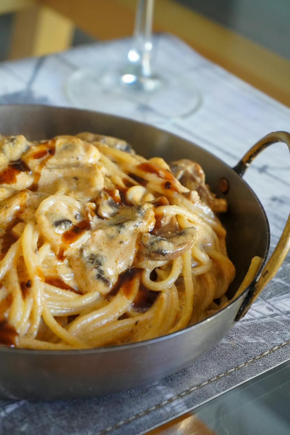 One-Pot Creamy Mushroom Pasta