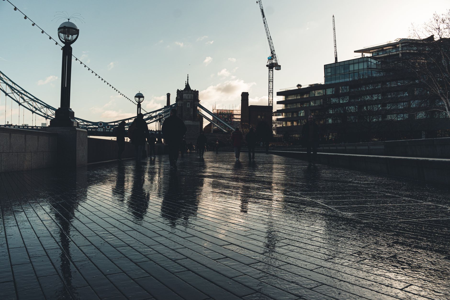 London bələdçisi: Dumanlı paytaxtın kral tarixi, müasir həyatı və gəzməli yerləri