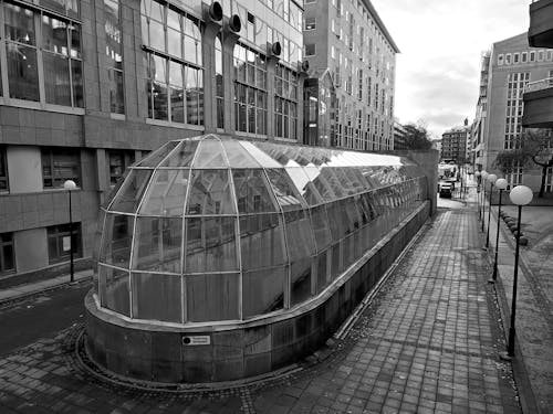 Fotos de stock gratuitas de blanco y negro, edificio, edificios