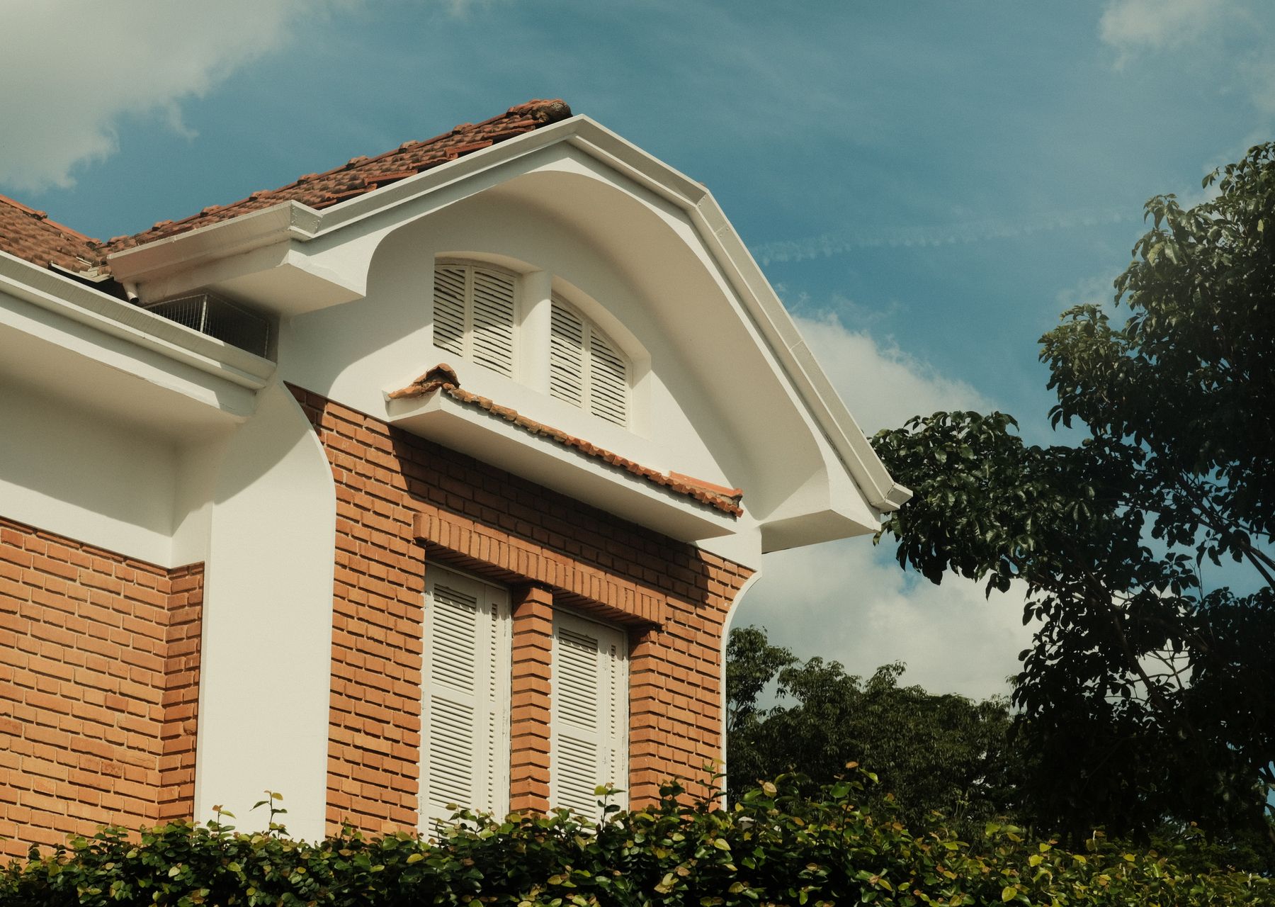 Same-day removals van loading — house removals in Bearsden