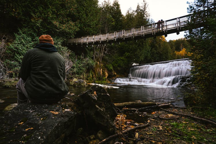 Cascades On River