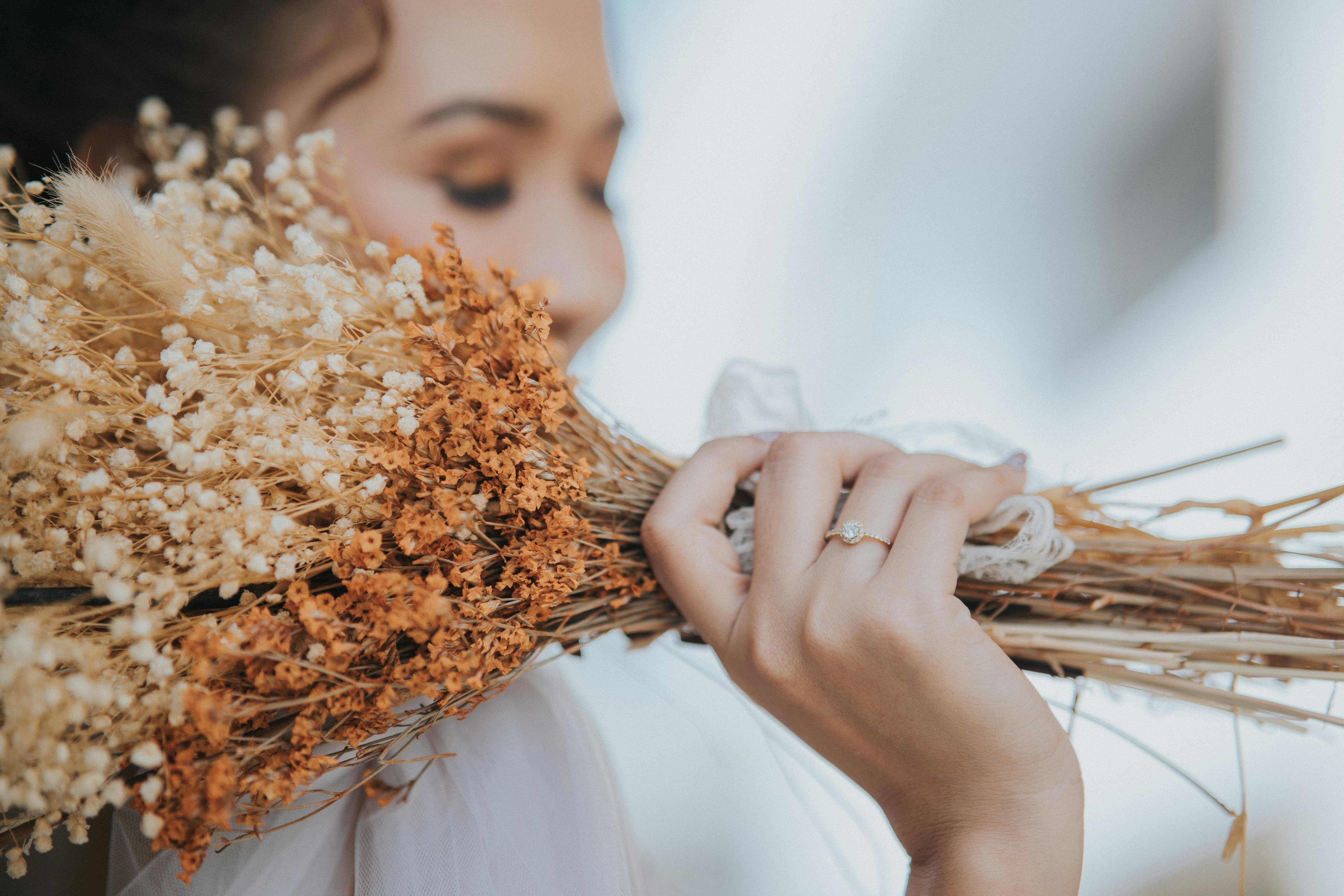 Dear Annie: I said yes to being maid of honor, not to planning, hosting all wedding events for free — Photo by labill labill 