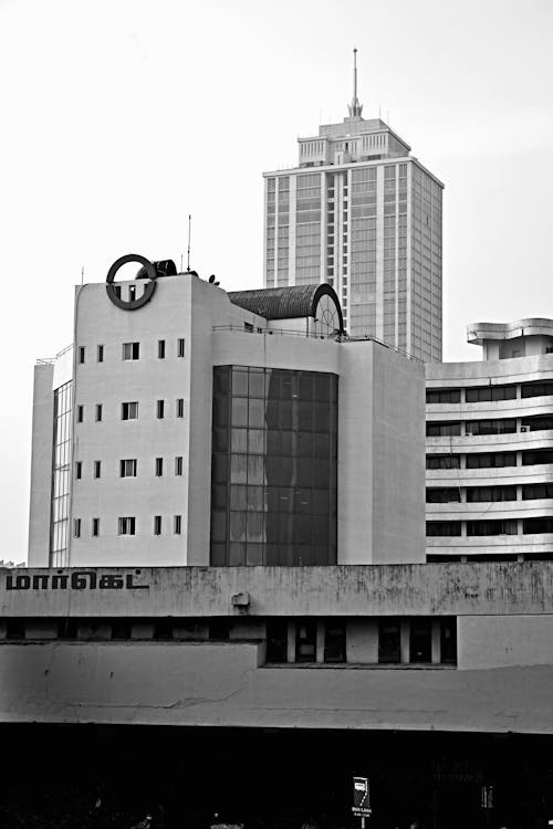 Základová fotografie zdarma na téma centra okresů, centrum města, černobílý