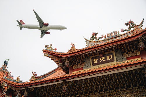 Бесплатное стоковое фото с китайская архитектура, коммерческий самолет, крыша