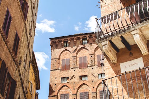 Historical Buildings in Sienna