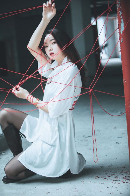 Red String Photos, Download The BEST Free Red String Stock Photos & HD ...